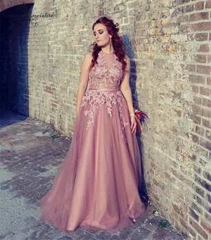 

Long Evening Dresses Lace Appliques Halter Lace Up Illusion Top 2020 Formal Party Gowns Prom Dresses Robe De Soiree Cheap