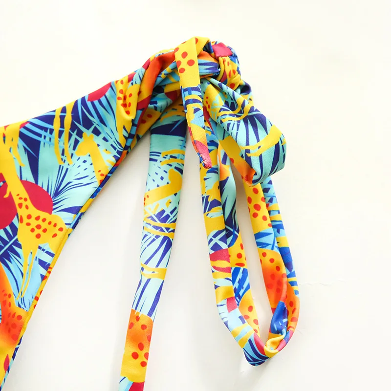 

2019 Bikini Europe And America New Style Printed Triangular Bathing Suit Bandage Cloth Sloping Shoulder Split Type Swimwear