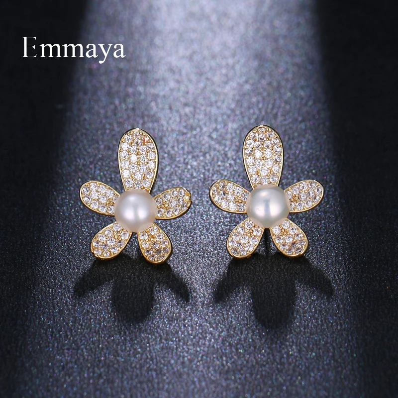 Emmaya, интересный дизайн, необычная модель, форма звезды, золотой цвет, с кубическим цирконием, для женщин, милые серьги, блестящий подарок другу