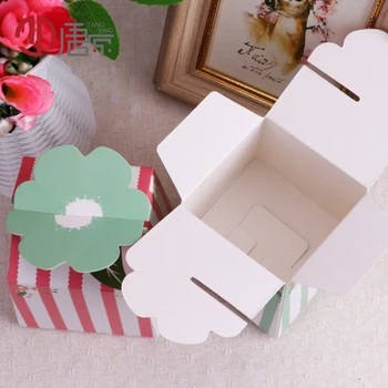 

10pcs Striped flower Paper Box as soap candle Cookie Candy little Gift Packaging Christmas Wedding Favors Gifts Decoration