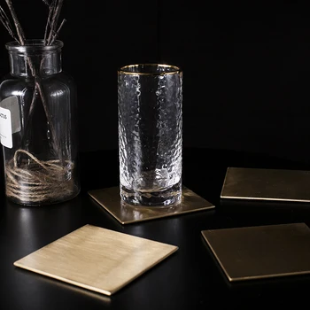 

Simple Metal Coaster Dining Table Mat Mat Coffee Square Insulation Cup Mats Brass Furniture Decoration Ornaments Durable Cup Wad