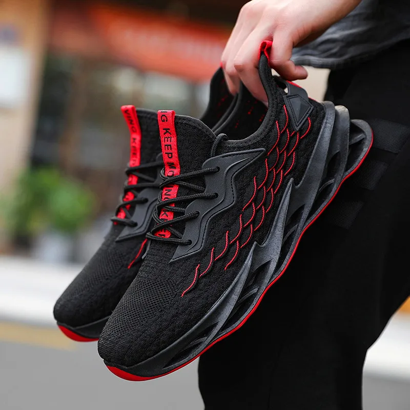 

2020 Hot Sale Air Mesh Men Lightweight Outdoor Sport Running Shoes Couples Breathable Soft Athletics bottom fly knit shoes