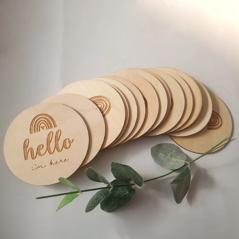1 set Wooden Rainbow Newborn Baby Milestone Cards Baby Birth Monthly Recording Cards Commemorate Newborn Photography Props