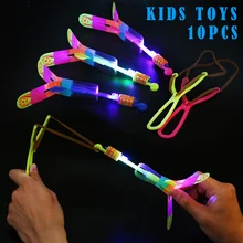 10 шт., потрясающий светодиодный светильник, ракета-стрела, Детский вертолет, летающие игрушки, наружная мигающая игрушка, летающая стрела, детские игрушки, рождественский подарок, FDX99