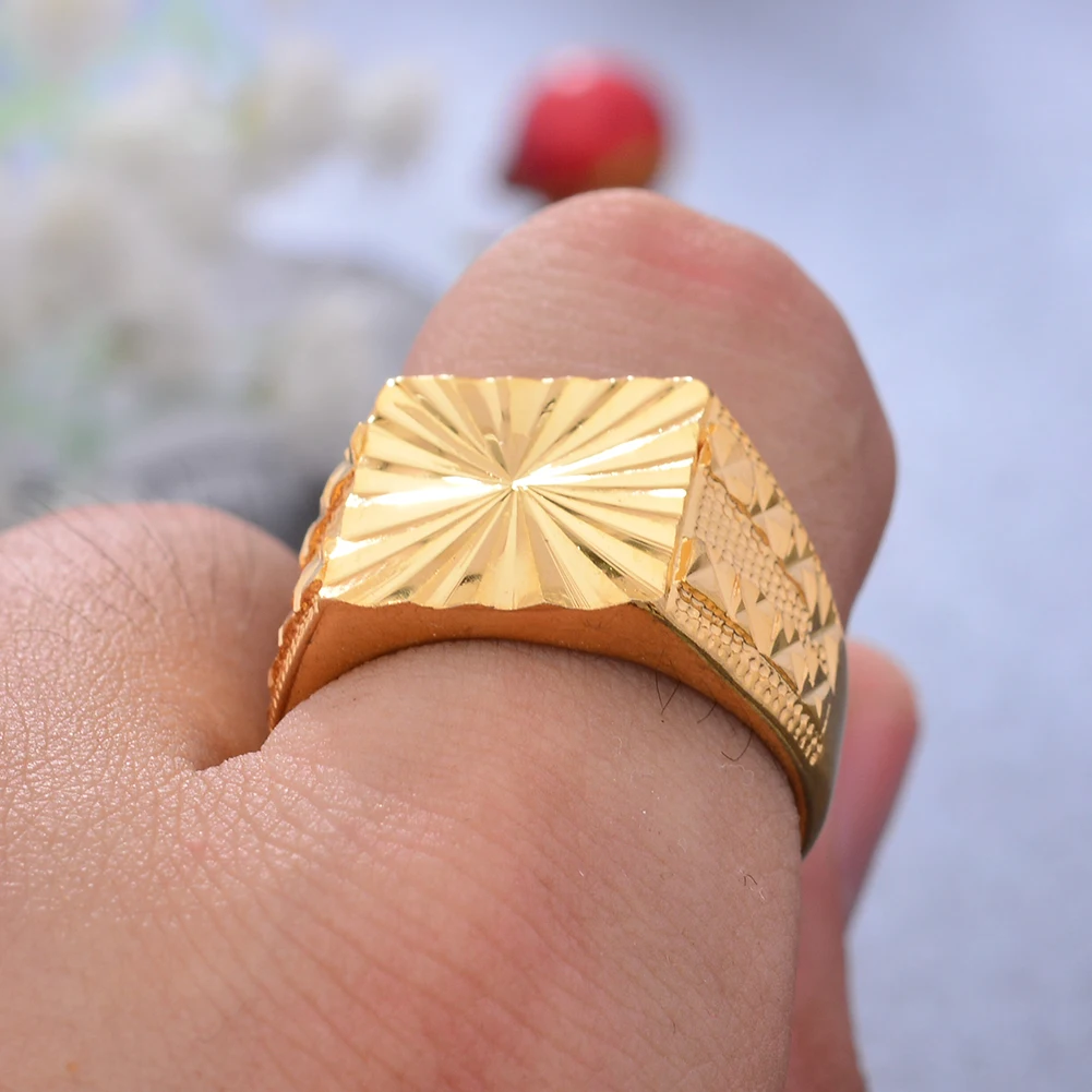 Wedding Ring Finger For Male And Female In Hindu Ceremony