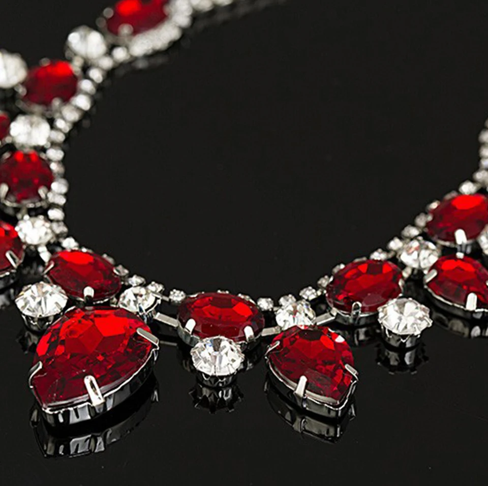 Топ Кулоны ожерелье для женщин изысканные стразы ожерелье с кулоном модный воротник ювелирные изделия Красный ковер ожерелье N004
