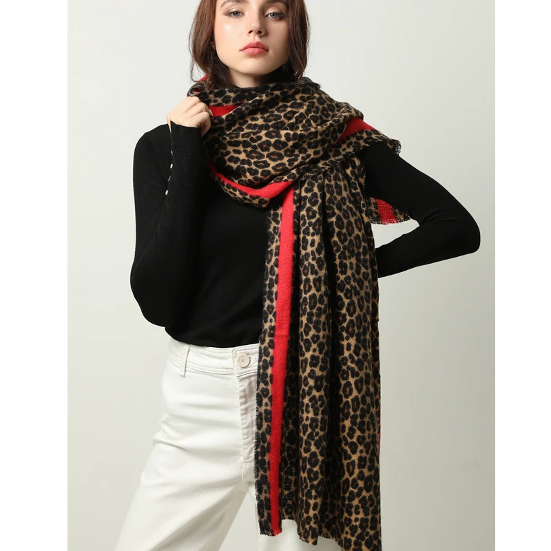 Winter Warm Women Scarf Fashion Animal Leopard Print Lady Thick Soft Shawls and Wraps Female Foulard Cashmere Scarves Blanket