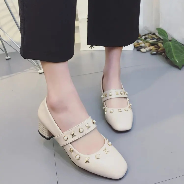 

42 Large Size WOMEN'S Sandals Square Head Chunky-Heel Rivet Star Pearl Korean-style Comfortable Modern And Trendy/women Leather