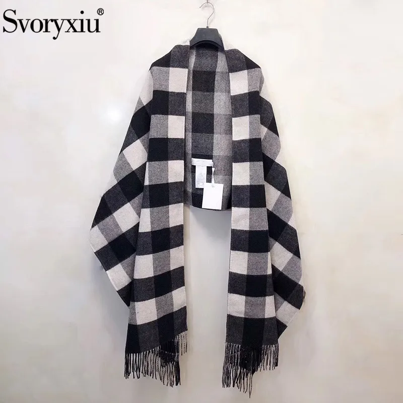 

Svoryxiu New Autumn Winter Runway High End Cashmere Shawl Cloak Women's Vintage Black White Plaid Tassel Shawl Coat