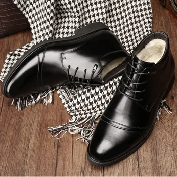 

2019 Man Genuine Leather Boots Winter Leather Snow Shoes Wool Inner Anti slip Father Ankle Boots 38-44 Man Snow Boots ghb67
