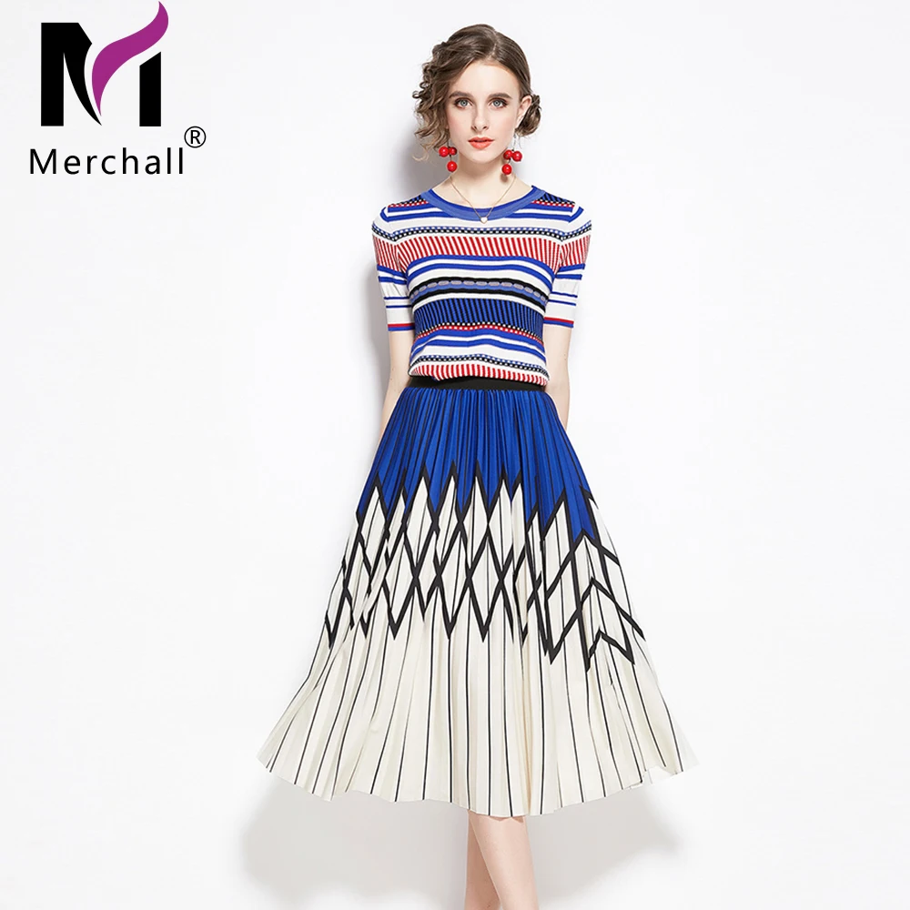 

New Arrival Summer Stripe Knit Tops and Printed A-line Long Skirt Two piece Sets Women Runway Design Fashion Knit Set Suit