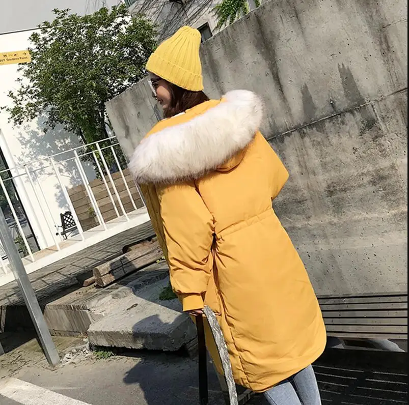 Новинка года; высокое качество; grande vraie fourrure; nouvelle veste d'hiver femmes; capuche femme; manteau; canard doudoune longue lâche vers le bas Parka