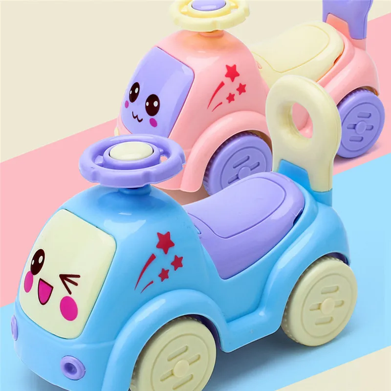 Мультяшные мини игрушки для автомобиля с легкой музыкой Детские заводные машины