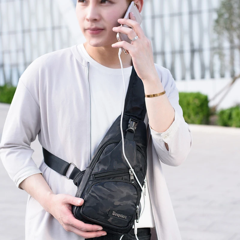

Men's Chest Bags Camouflage USB Charging Shoulder Bag Casual Crossbody Bag for Men 2020 New Chest Pack Male Sling Shoulder Bag