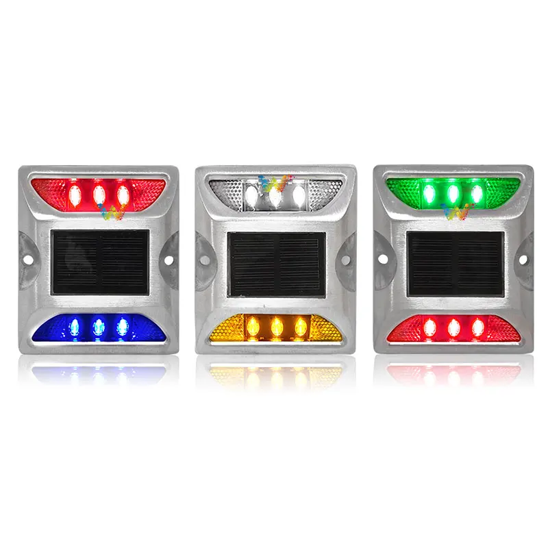 Perno da strada solare a LED a energia solare con indicatore stradale quadrato a doppio lato verde rosso