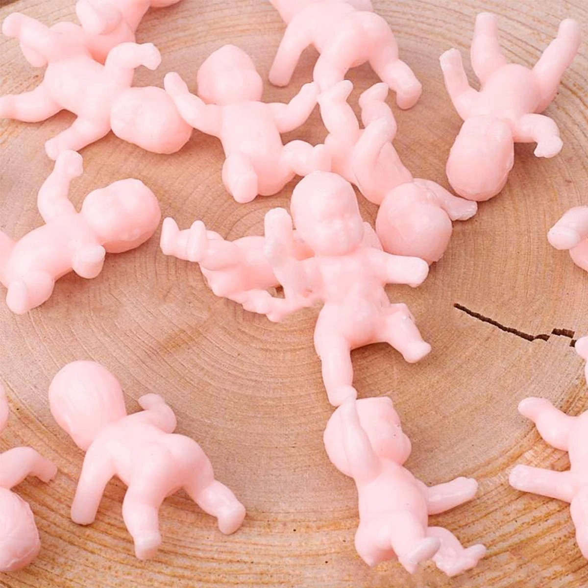 baby figurines for baby showers