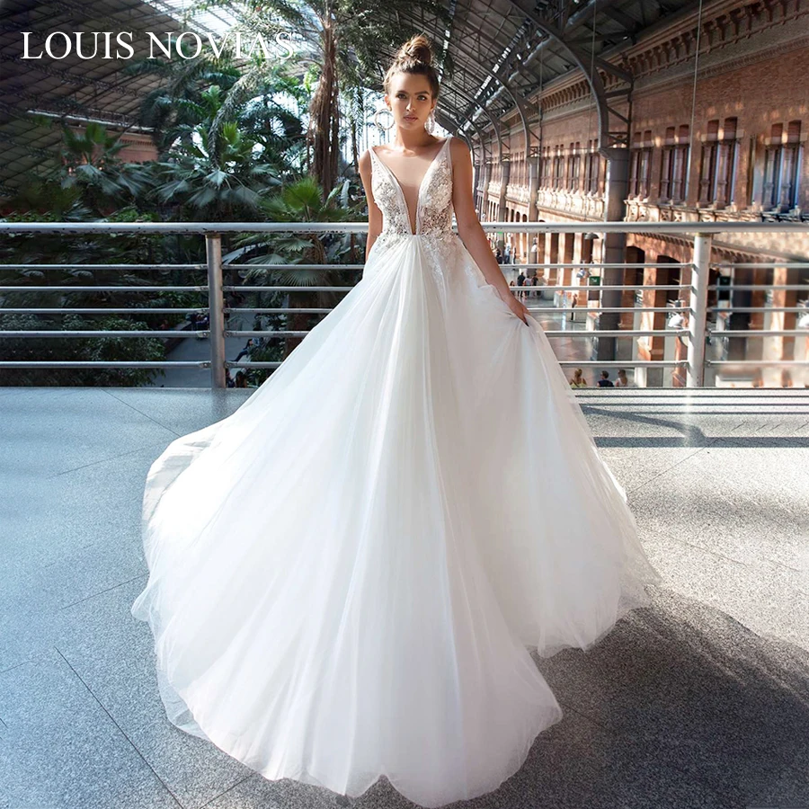 

Louis Novias Light Wedding Dress Deep V-neckline Invisible Neckline Exquisite Embroidery Palace Dream Beading Vestido De Noiva