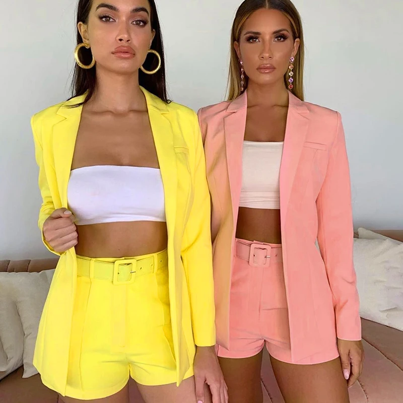 Discount hot sale new 2019 ins explosion Women's clothing autumn long sleeve cardigan jacket shorts solid color two-piece Lady suit real