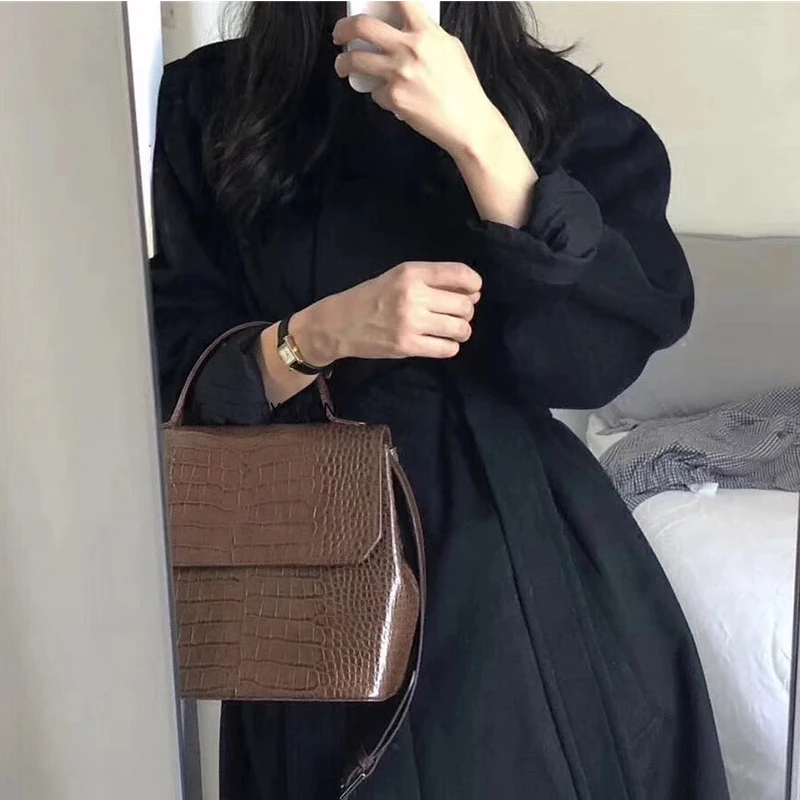 

Vintage Alligator Women's Crossbody Bags Large Capacity Crocodile Pattern Solid Women Handbags Simple Pu Ladies Shoulder Bags