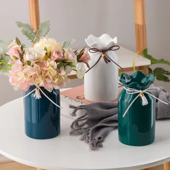

1PCS Nordic Creative Ceramic Vase Dry Flower Hydroponic Vase for Home Office Desktop Decoration Crafts