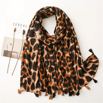 

2020 Fashion Luxury Brand Sexy Leopard Dot Tassel Viscose Shawl Scarf Lady Soft Head Wraps Pashmina Stole Muslim Hijab 180*90Cm