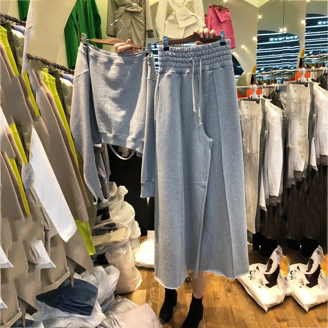 aeProduct.getSubject()