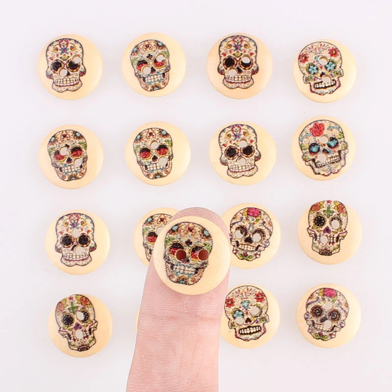 

Skull 2Hole Wooden Mixed Buttons Christmas DIY Decor Child Clothes Sewing Buttons Crafts Scrapbooking Accessories Decorativos E
