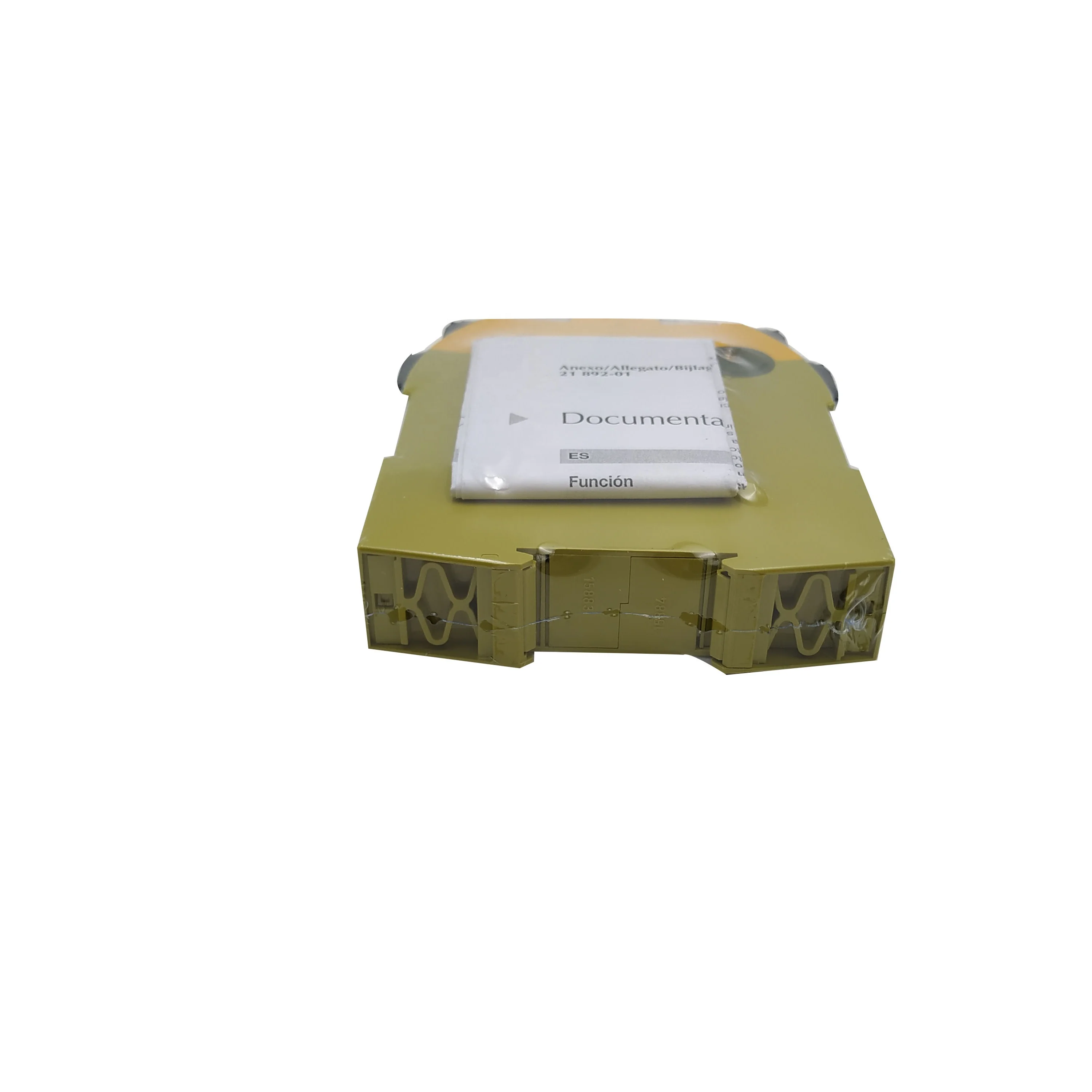 

PNOZ s4 C 24VDC 3 n/o 1 n/c 751104 safety relay voltage control relay 24v relay