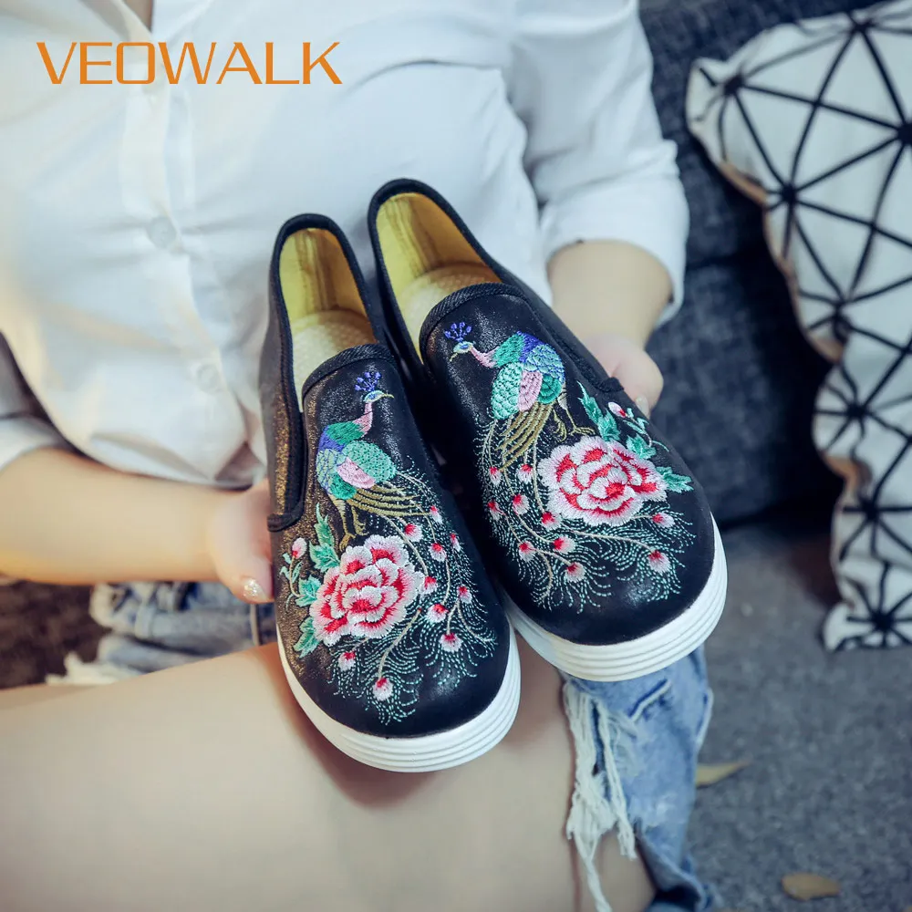 Veowalk/Женские Повседневные слипоны с цветочной вышивкой Мягкие удобные блестящие