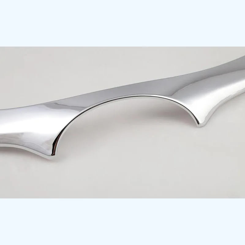 

Applied only for Toyota CHR front car logo strip, 18 IZOA exterior frame patches ABS electroplated bright strip