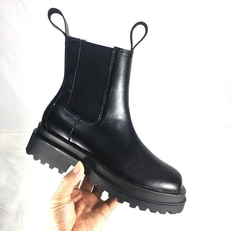 

Chelsea Short Boots Flat Bottom Boots England Wind Boots Woman