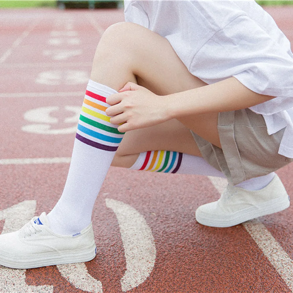 KLV носки женские Харадзюку, 1 пара, Гольфы выше колена, радужные полосатые футбольные спортивные носки для девочек черные, белые, D5