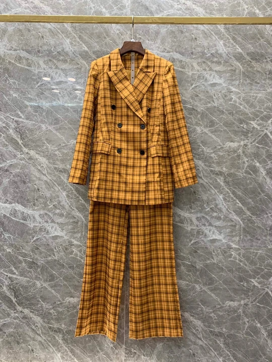 

In early autumn of 2019, the new women's lapel, double-breasted checked long-sleeved suit jacket + trousers checked suit 830