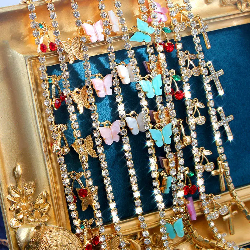 BYNOUCK New Luxury Red Cherry Crystal Tennis Chain Women’s Necklace Charm Cute Pendant Necklaces Women Rhinestone Jewelry Gift