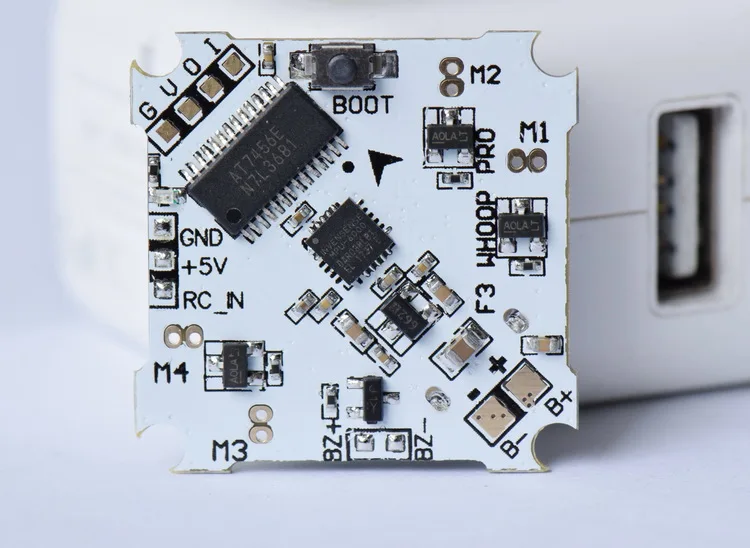 

WHOOP PRO F3 Integrated OSD with Brush Flight Control Horizon Inductrix E010S