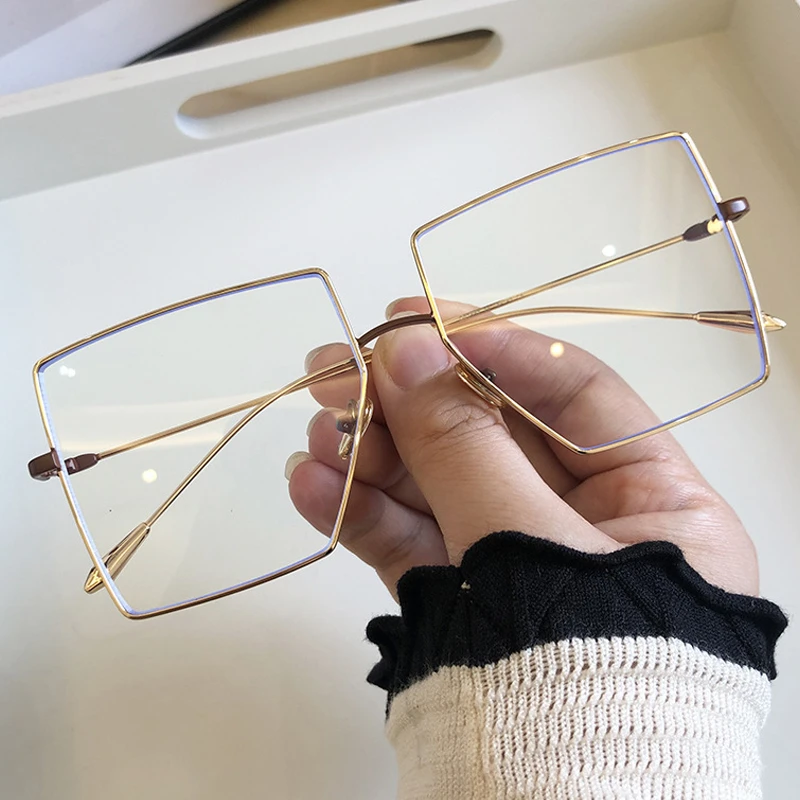 

Vintage Anti-blue Light Computer Eyeglasses For Women Vintage Alloy Gold Silver Clear Lens Eyewear Oversized Shades Men Glasses