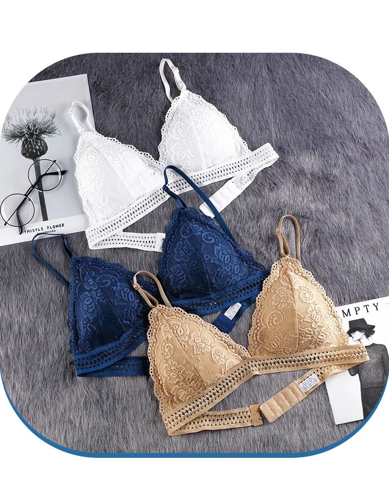 Бюстгальтер женский кружевной с чашками пуш ап и цветочной