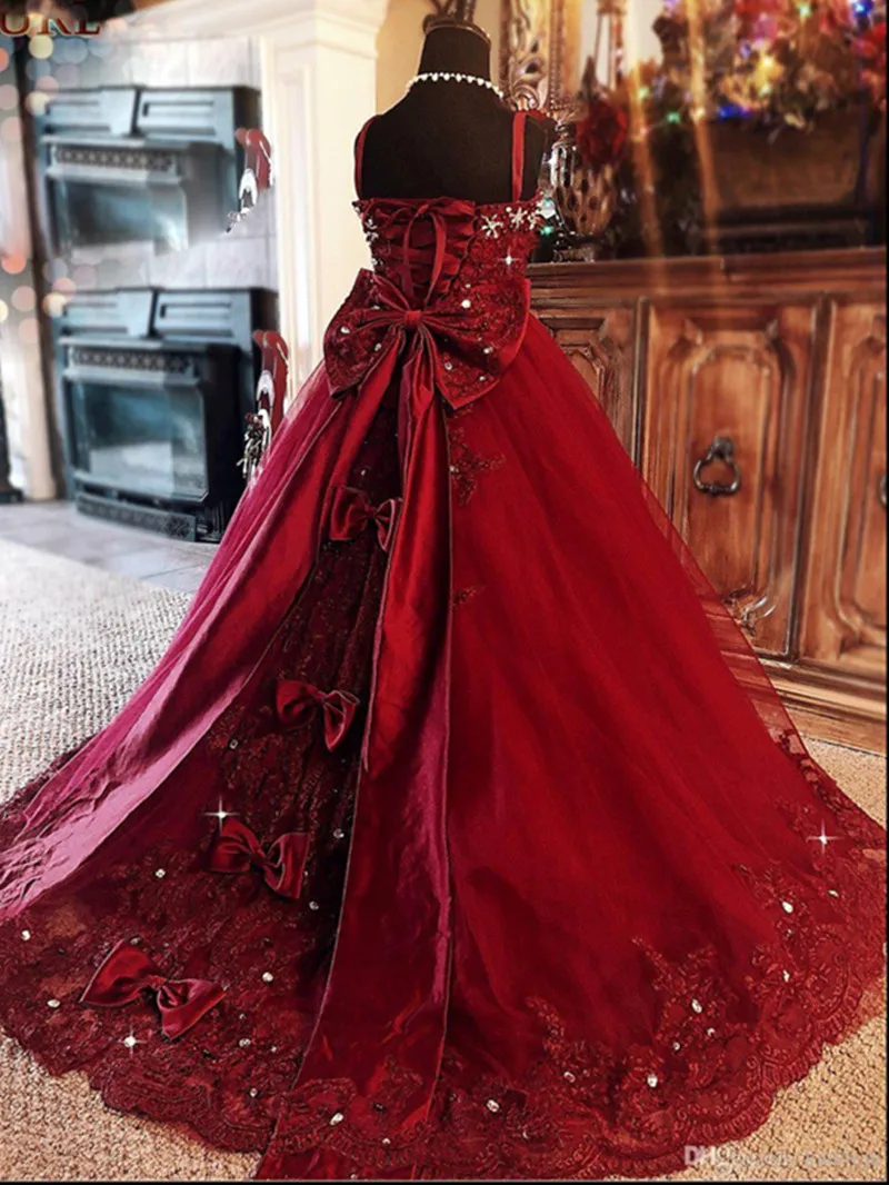 167Red Ball Gown Flower Girl Dress Spaghetti Rhinestone Applique Wedding Party Tulle Lace Sleeveless Floor Length Princess Girl Dress
