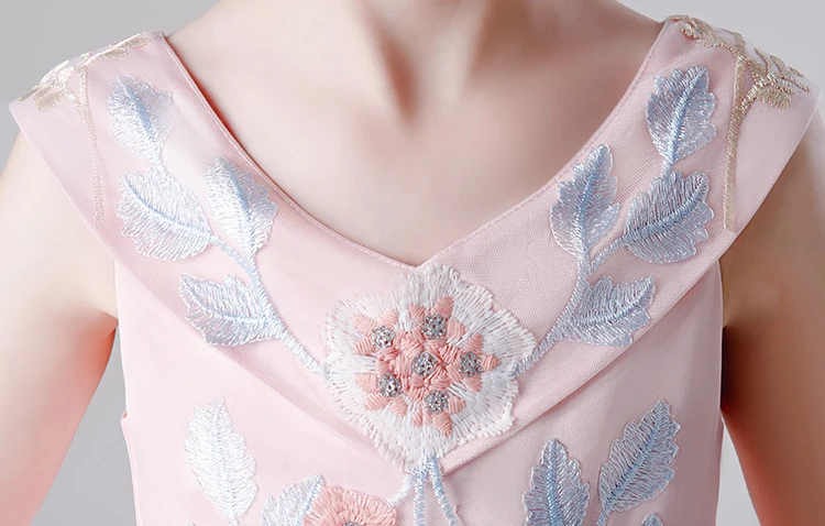Skyyue Flower Girl Dress for Wedding Pink Lace Flower Embroidery Tulle Communion Gown V-Neck Kids Party Dresses DK1718