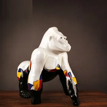 

Chinese Style Gorilla Resin Decor Art&Craft Creative Handwork Colored Drawing Stoving Varnish Geometry King Kong Statue X4323