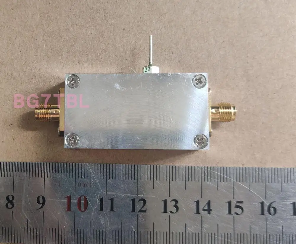 Производитель: BG7TBL 0 5 кГц-6 ГГц широкополосный усилитель RF усиление: 20dB@1.5G DC 12v |