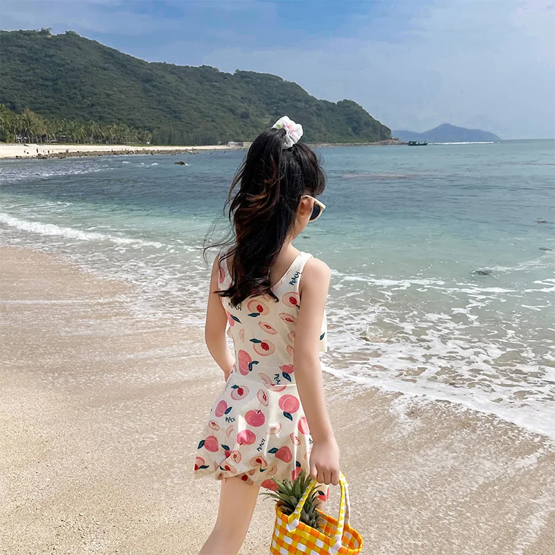 The new 2021 small and pure and fresh girl swimsuit child 8 to 12 years old girl swimsuit cuhk students conservative skirt fissi bathing suit skirt cover up