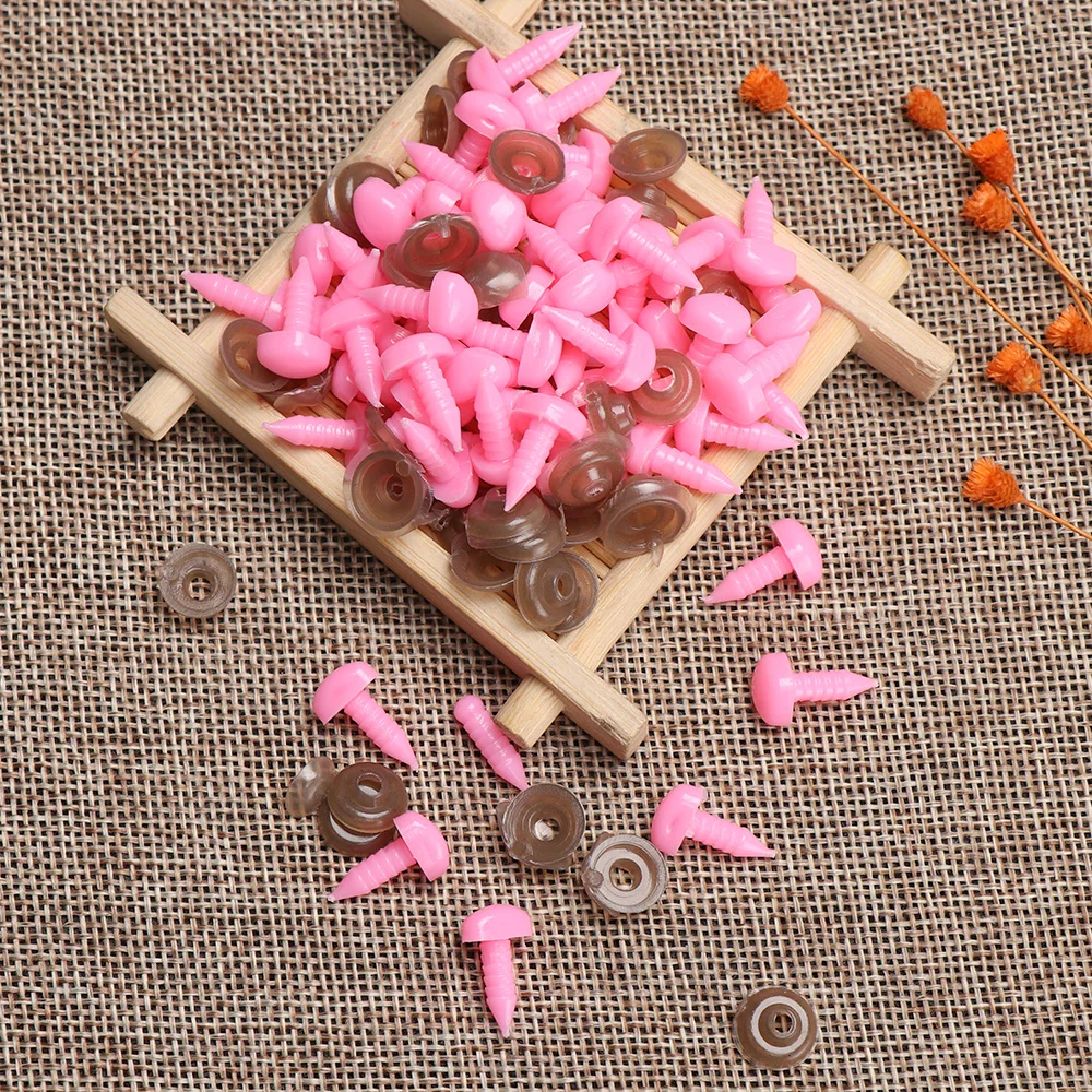 Doll Accessories 100pcs Plastic Triangle Noses for Dolls Toys Bear DIY Safety Nose Buttons Safety Parts Nose Accessories plush doll accessories,doll accessories,doll clothes accessories