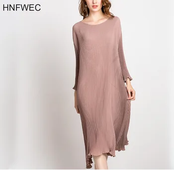 

2019 New Spring Summer Round Neck Long Sleeve Black Pleated Irregular High Elastic Temperament Dress Women Fashion Q207