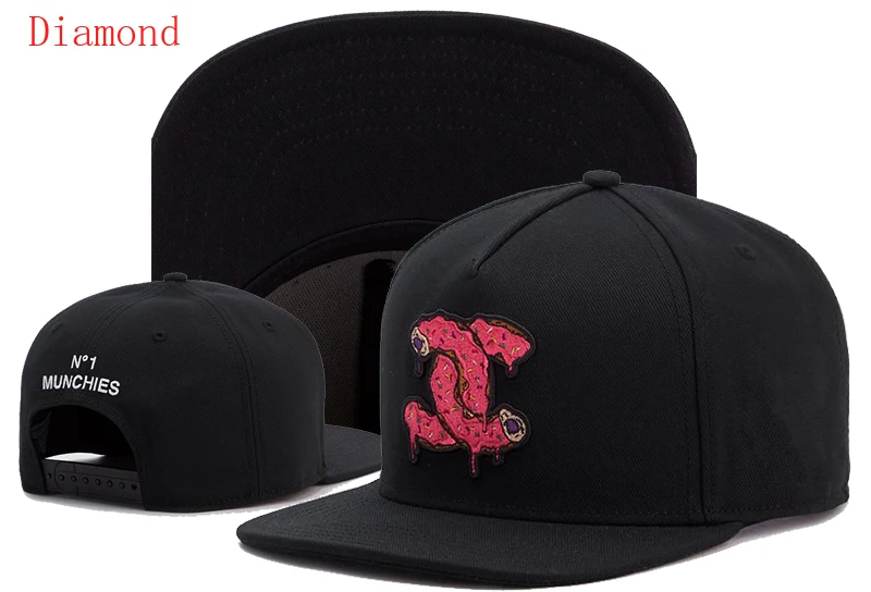 

Diamond Red black Alphabet pattern snap back cap street hip hop baseball caps men and women high quality men cap