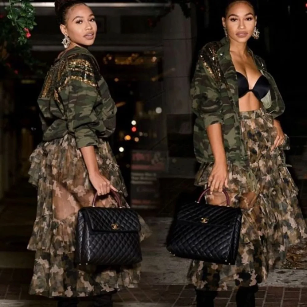 12063674272_1628162680