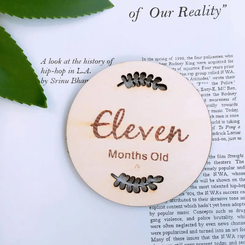 12 Pcs/set Newborn Birth Month Birthday Milestone Wooden Card Baby Kids Photography Props Toy