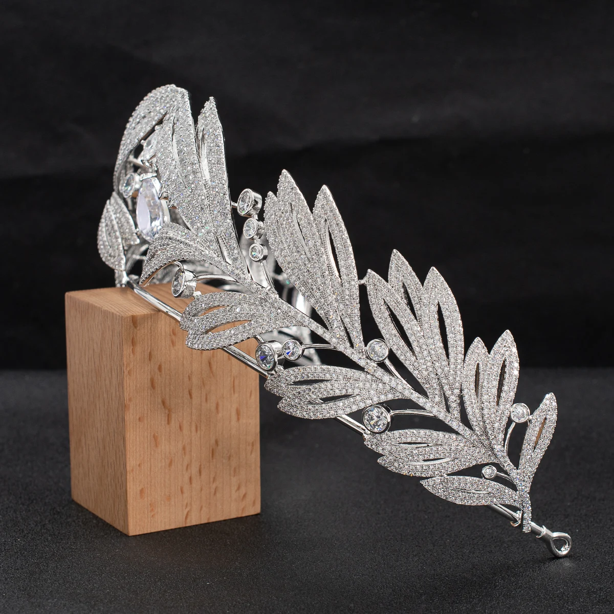 Кубический цирконий Свадебные листья тиара корона принцессы диадема женские аксессуары для волос CH10333