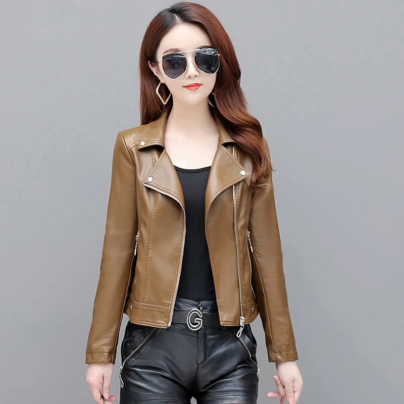 Рисунок 6 - Женская короткая куртка из искусственной кожи