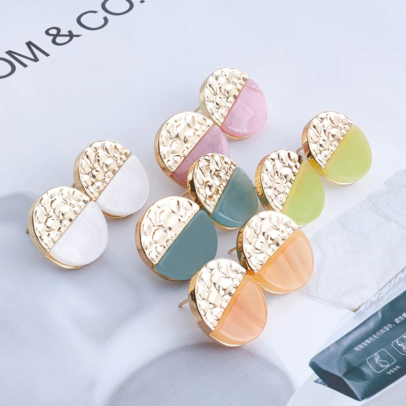 

2019 Korea New Fashion Retro Button Acrylic Geometric Stud Earrings Simple Colorful Acetate Stud Earring for Women Girls Gift